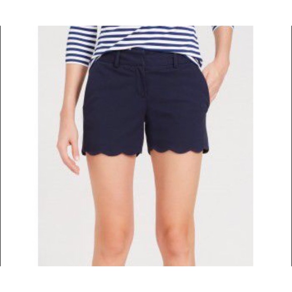 J McLaughlin Navy Blue Scalloped Hem Shorts Women's Size 10 Cotton‎ Blend Casual